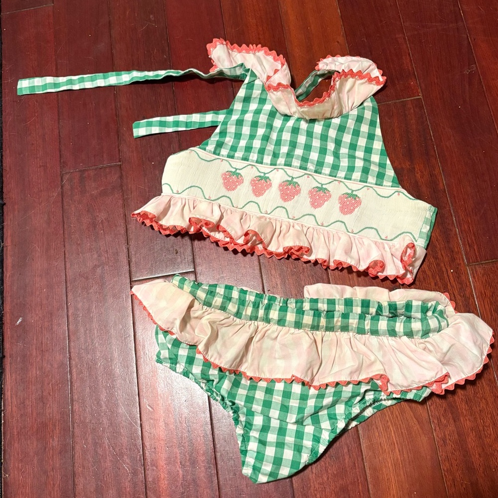 Green Gingham Strawberry smocked sunsuit set size 6